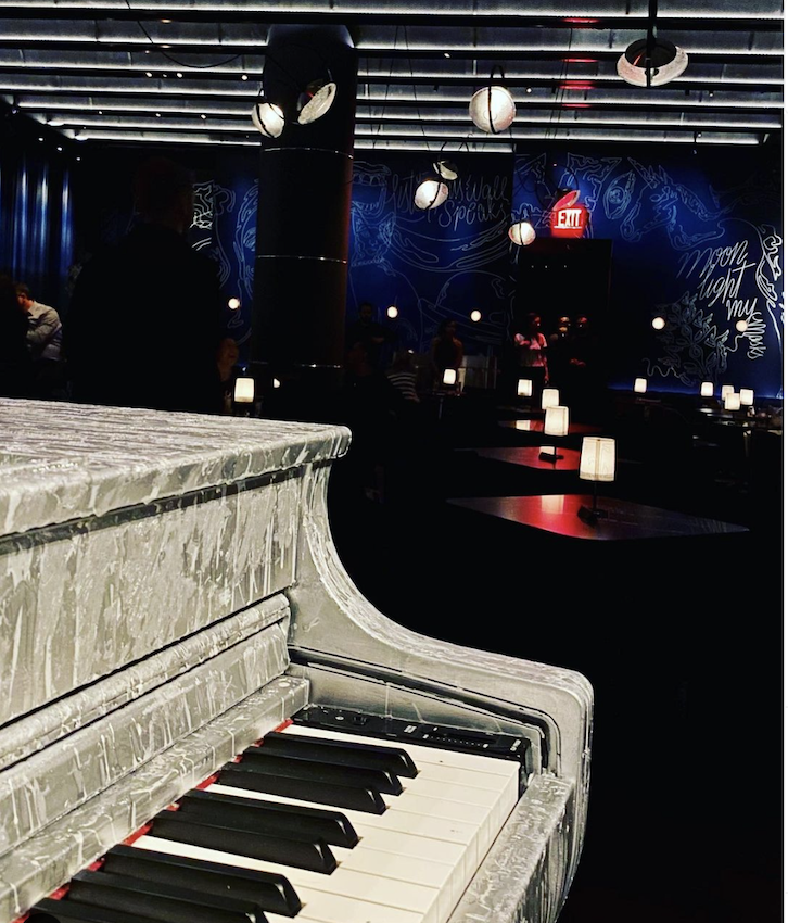 Jazz piano nyc ambiance at Silver Lining Lounge